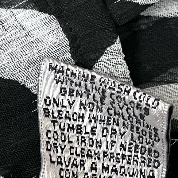 Harvé Bernard Zebra Print Sheer Pleated Button Down Blouse Size 8 Y2K - Picture 8 of 11